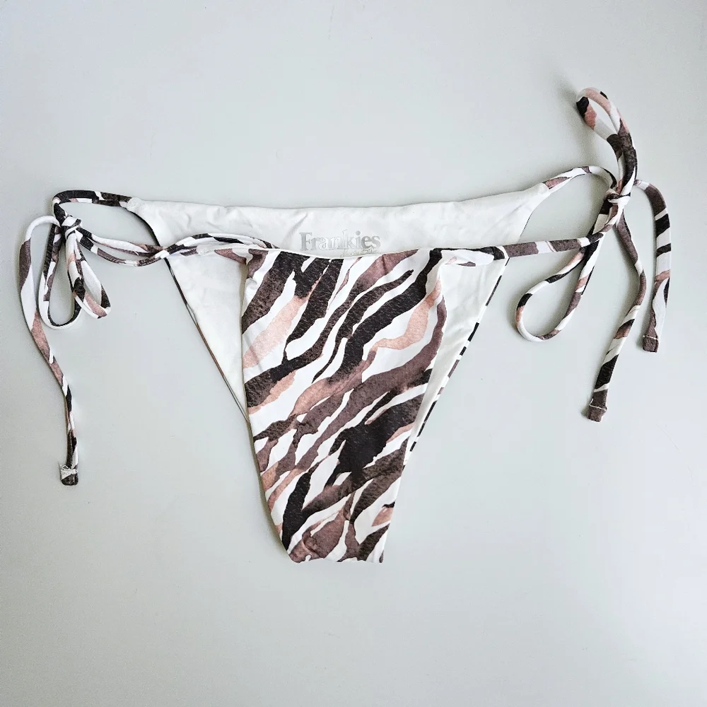 NWT Frankies Bikinis Set - Mackenzie Tiger  Large